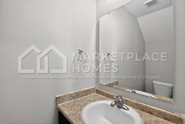 Building Photo - 2498 Apple Tree Ln