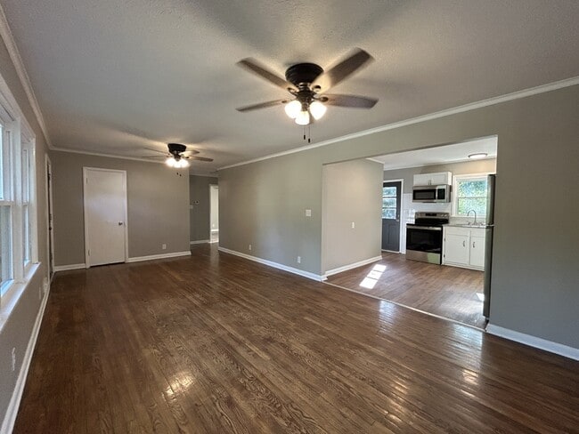 Building Photo - 2220 N 34th St