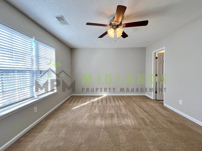 Building Photo - 139 Arthurdale Dr