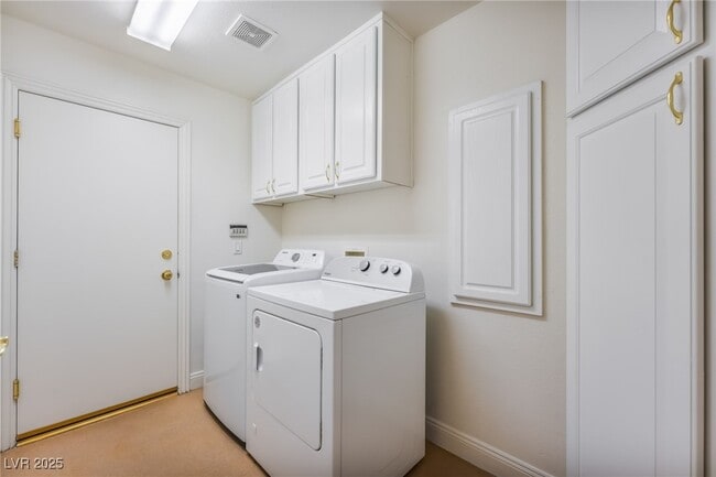 Building Photo - 9796 Raven Wing Canyon Ct