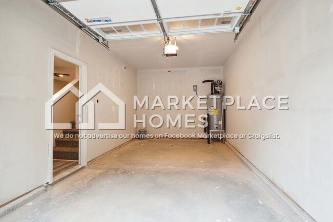 Building Photo - 3417 Durham Ln