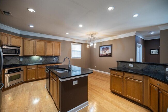 Building Photo - 4962 Weathervane Dr