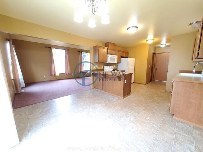 Building Photo - 103 165th St S