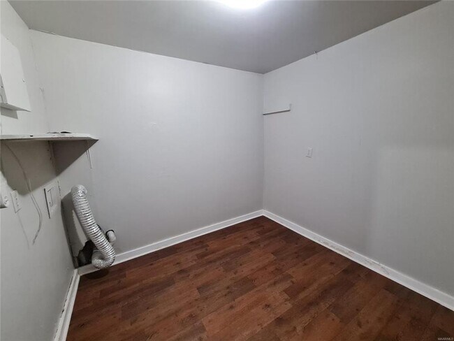 Building Photo - 4 Bed 2 Bath in 36111 zip code