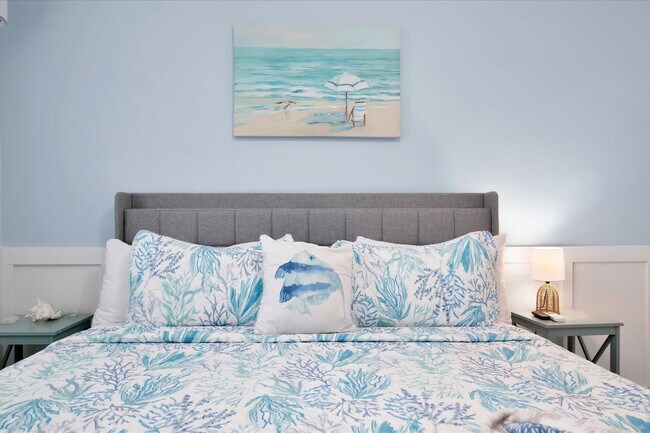 Building Photo - 711 E Gulf Blvd