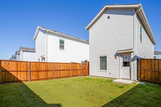 Building Photo - 12144 Thoroughbred Dr