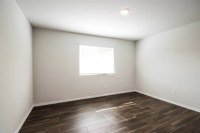 Building Photo - 13504 White Ibis St