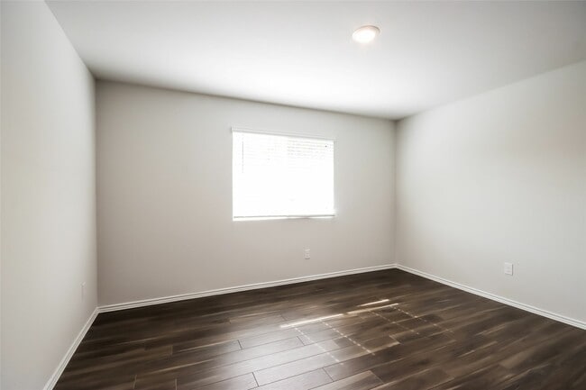 Building Photo - 22451 Verdin Rd