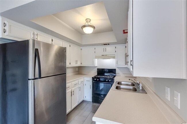 Building Photo - 506 Stonebridge Dr