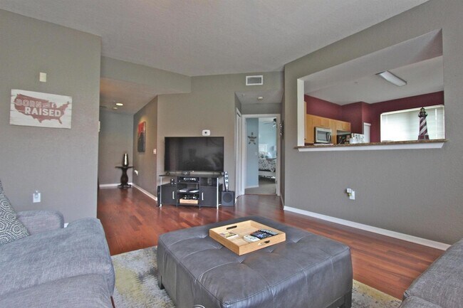 Building Photo - 11033 Legacy Blvd