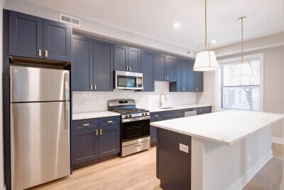 Building Photo - 4411 N Seeley Ave