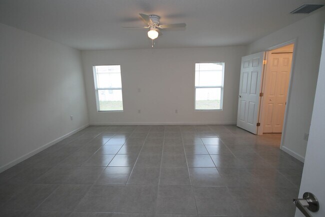 Building Photo - Stunning 4BR/2BA Palm Bay Retreat with Modern Upgrades & Oversized Lot!!