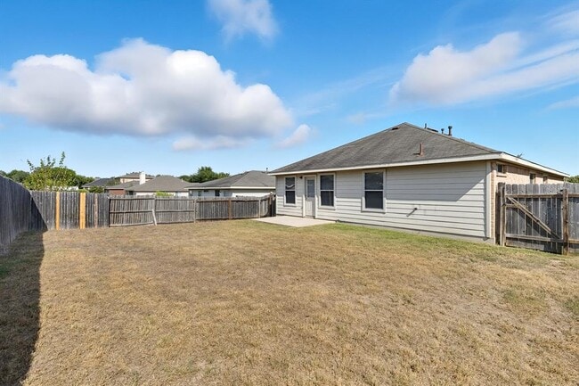 Building Photo - 209 Lake Washington Dr