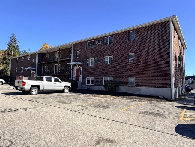 Building Photo - 271 Boston Post Rd E