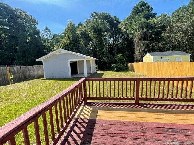 Building Photo - 2150 Skyview Dr