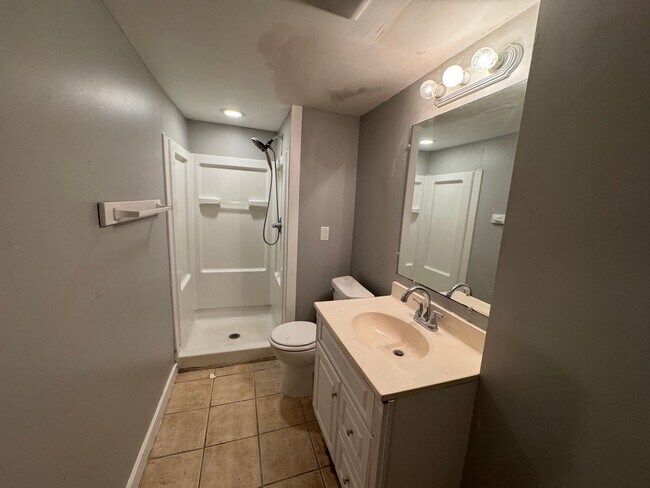 Building Photo - 3 bedroom 2 bath home in Bettendorf