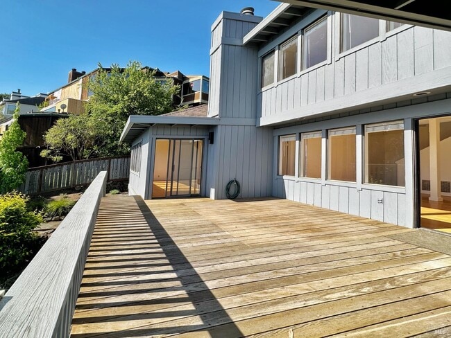 Building Photo - 172 Great Cir Dr
