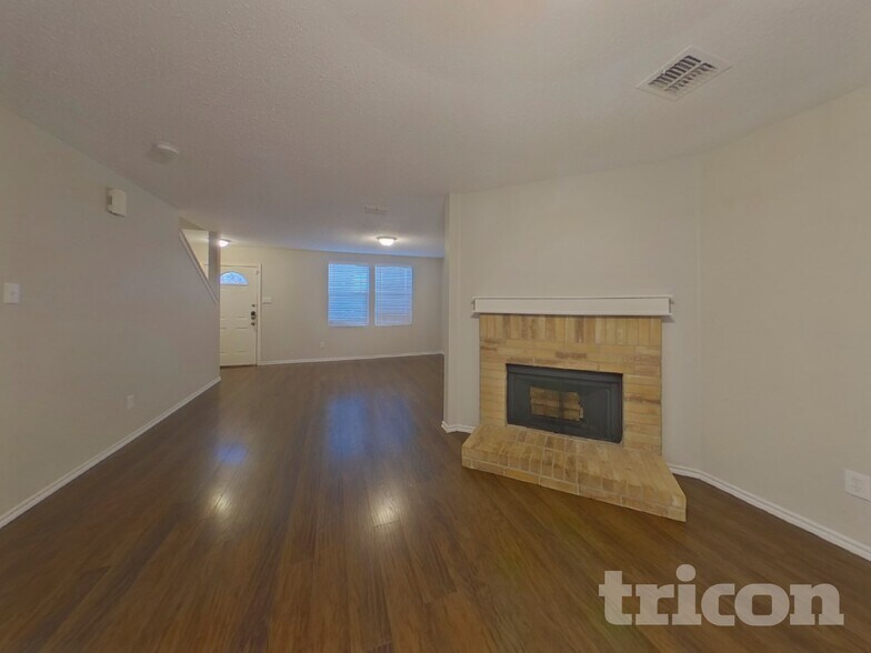 Building Photo - 960 Stone Chapel Way