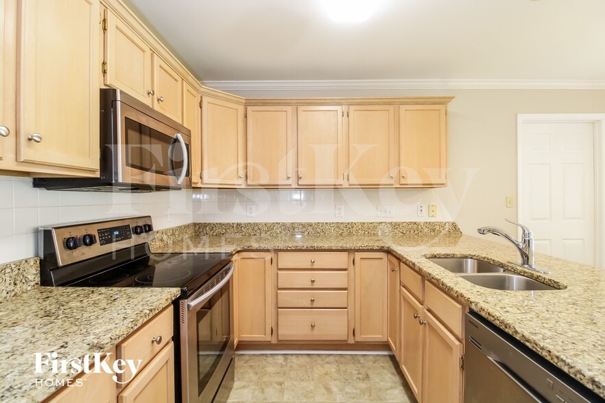 Building Photo - 3005 Pinnacle Ct