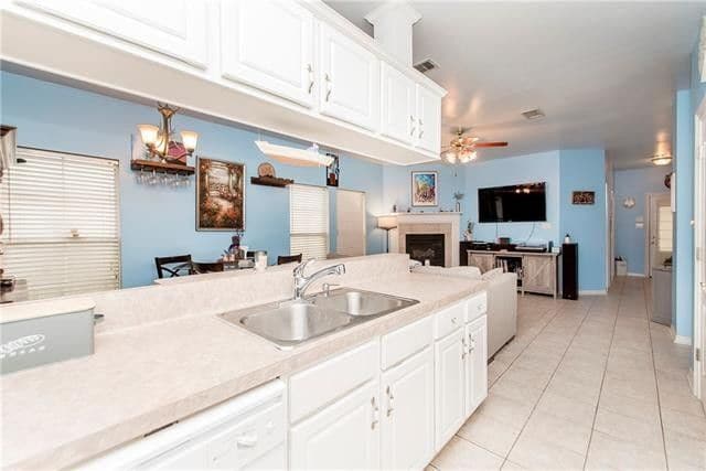 Building Photo - 40081 Emerald Dr
