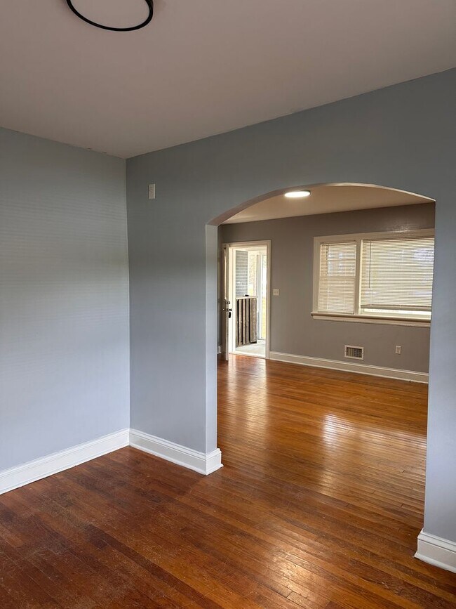 Building Photo - RENTAL HOME 3BD/2BTH