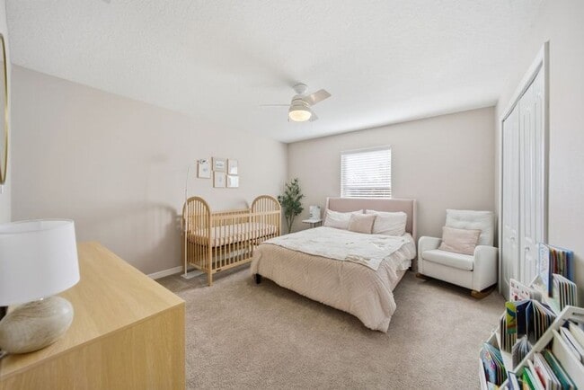 Building Photo - Located in the gated Hammocks community, professionally managed & PRIVATE OWNER