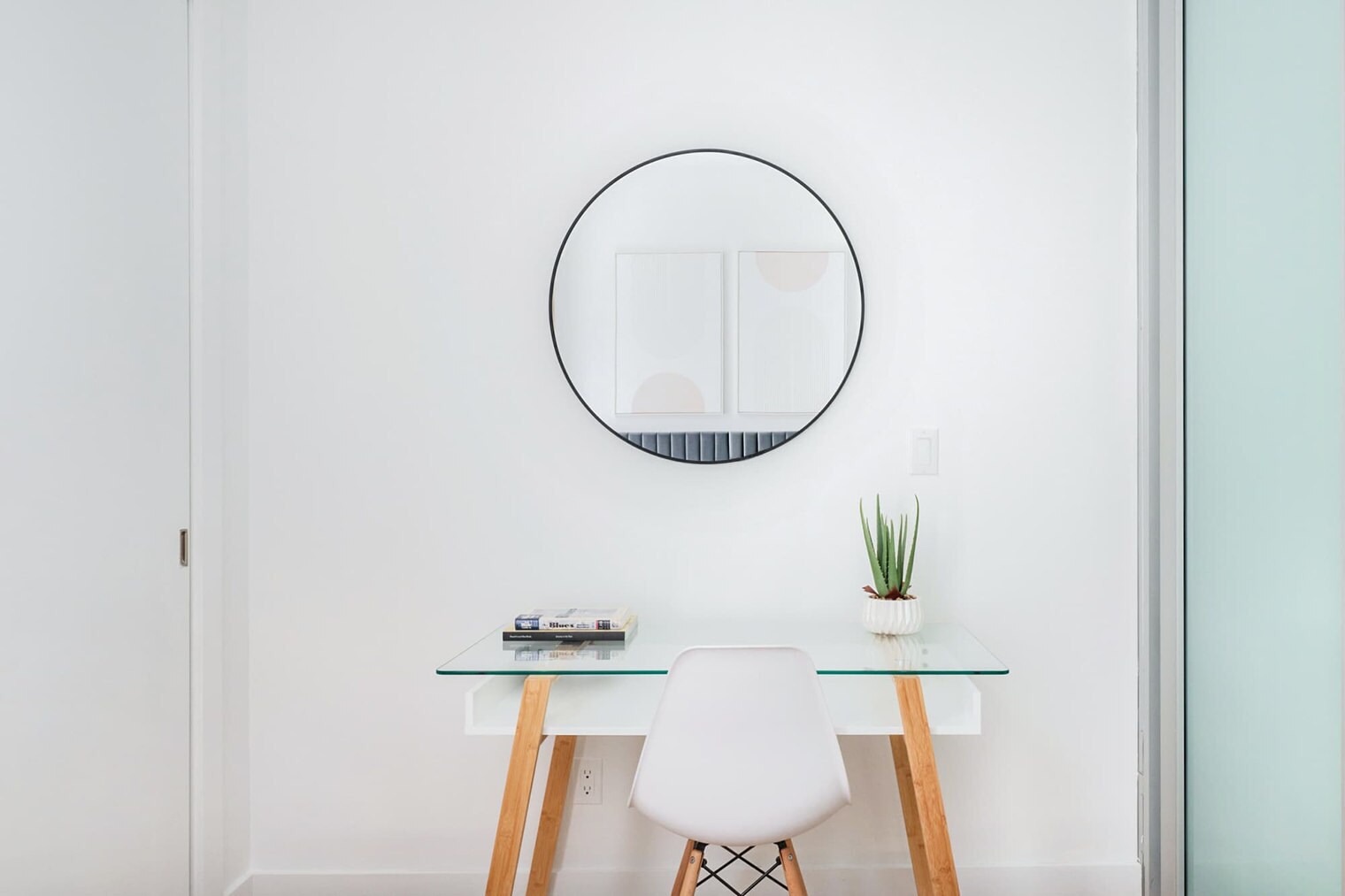 Building Photo - 317 E 78th St