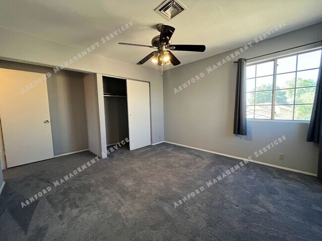 Building Photo - **COMING SOON** BEAUTIFUL 4 BEDROOM 3 BATH...