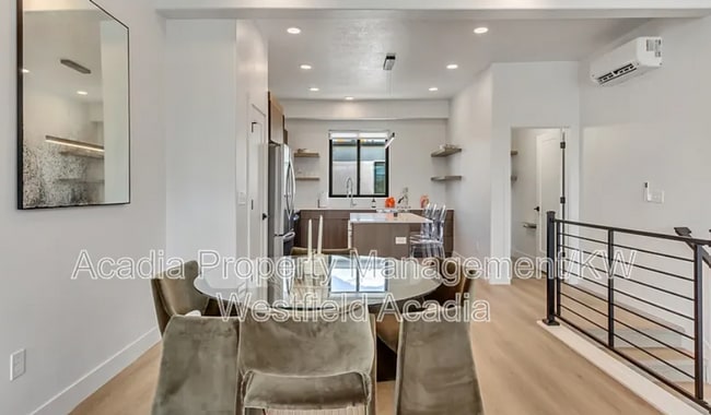 Building Photo - 4186 S Main St