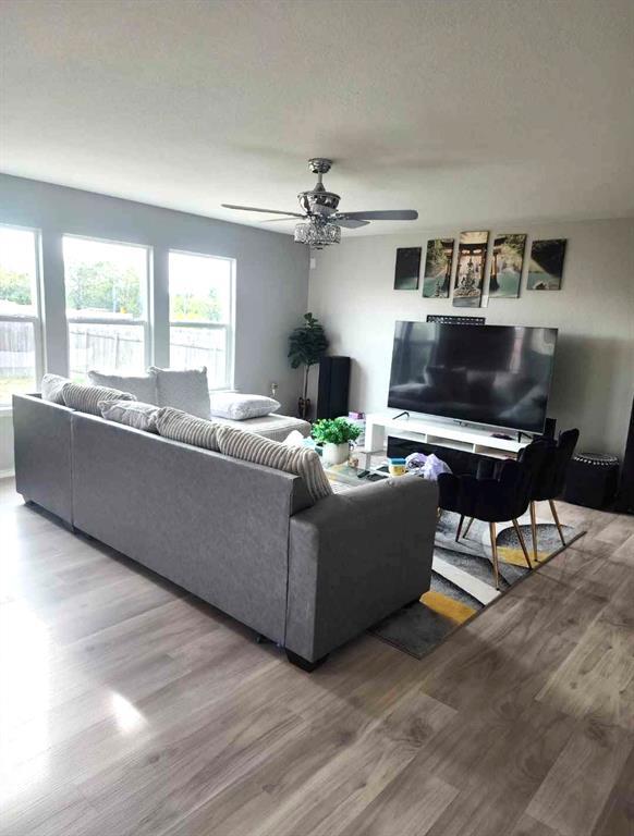 Building Photo - 117 W Point Way