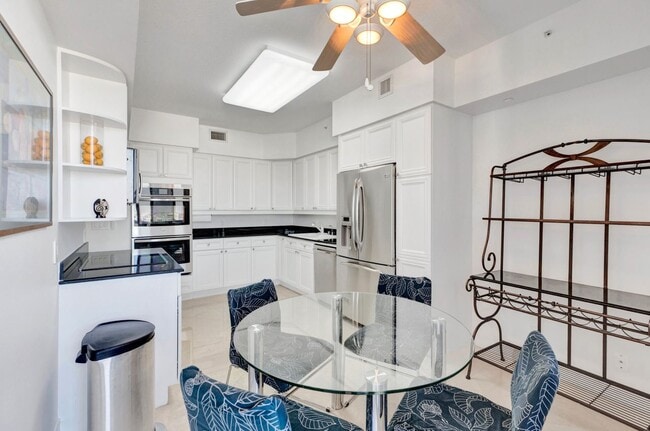 Building Photo - 3100 N Ocean Blvd