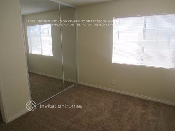 Building Photo - 17140 Farwell St