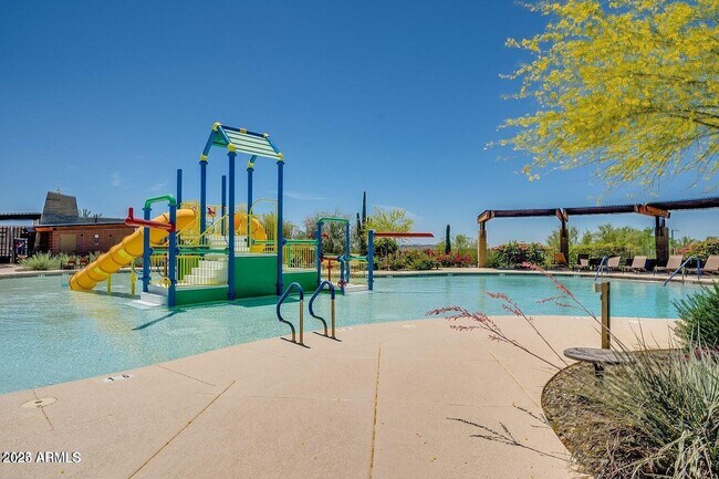 Building Photo - 2153 W Barwick Dr
