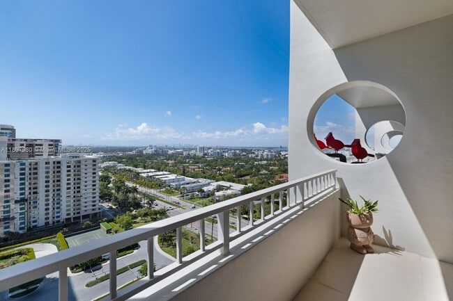 Building Photo - 10205 Collins Ave