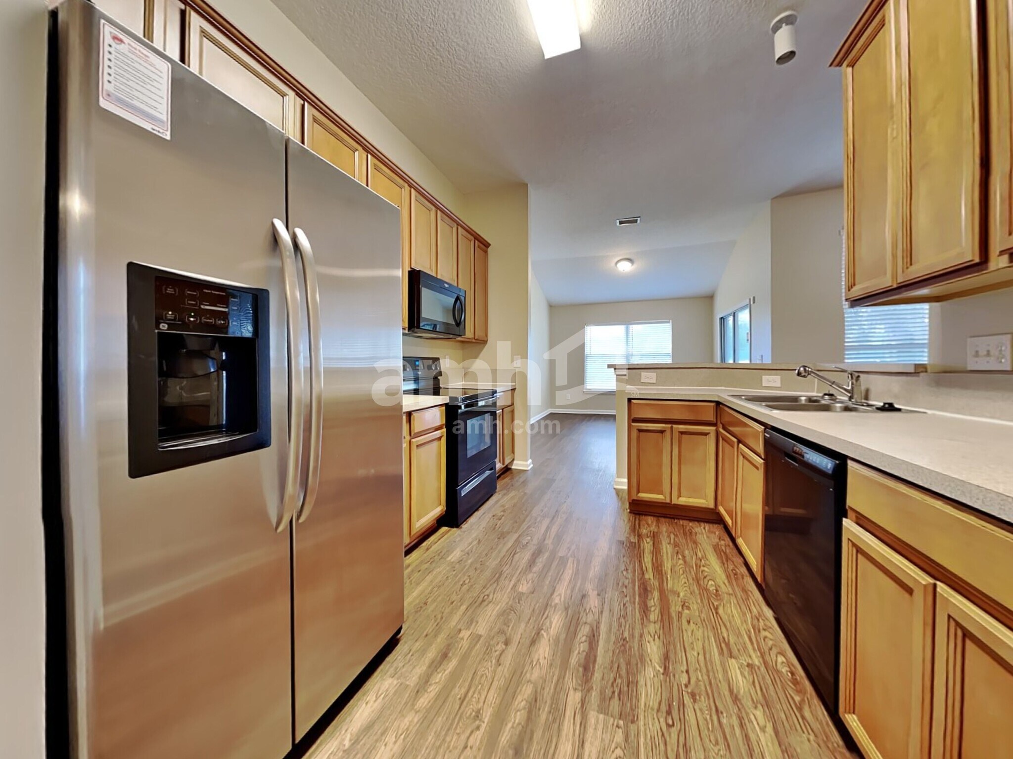 Building Photo - 14240 Sea Eagle Dr