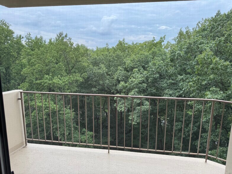 Building Photo - 9039 Sligo Creek Pkwy