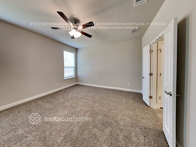 Building Photo - 2348 Waggoner Rnch Dr