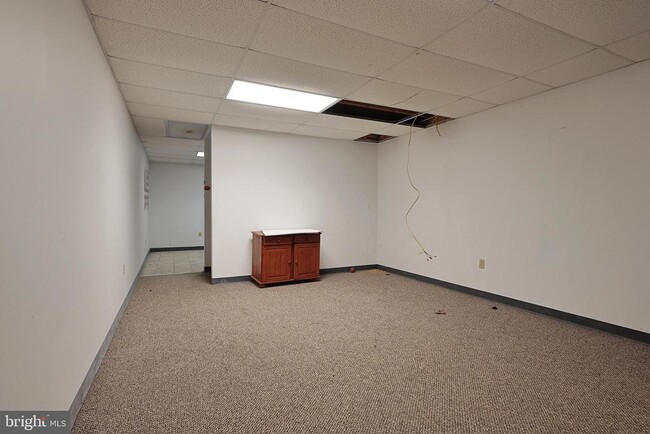 Building Photo - 761 Timberlake Dr