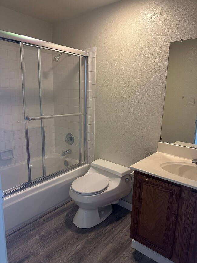 Building Photo - 3 Bedroom 2 Bath home in Vallejo