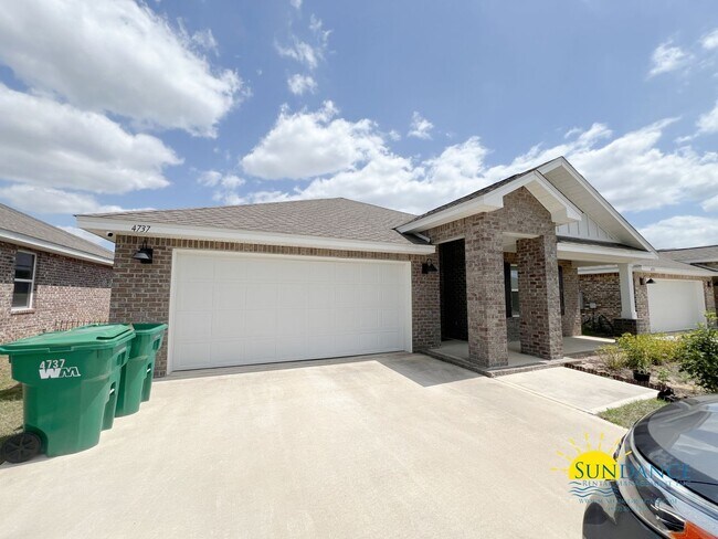 Building Photo - Spacious 4BR Home with Solar Panels & Smart Features in Patriot Ridge with Community Perks!