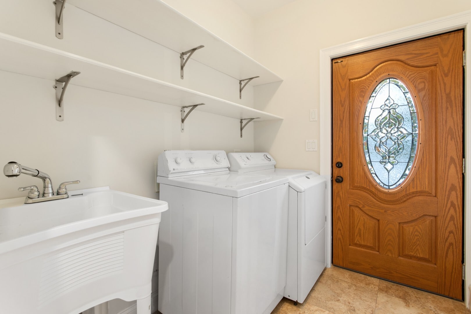 Building Photo - 9 Bagnall Ave