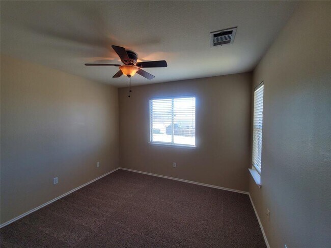Building Photo - 14001 Cambourne Dr