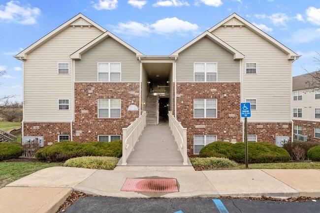 Primary Photo - 1434 Piedmont Cir