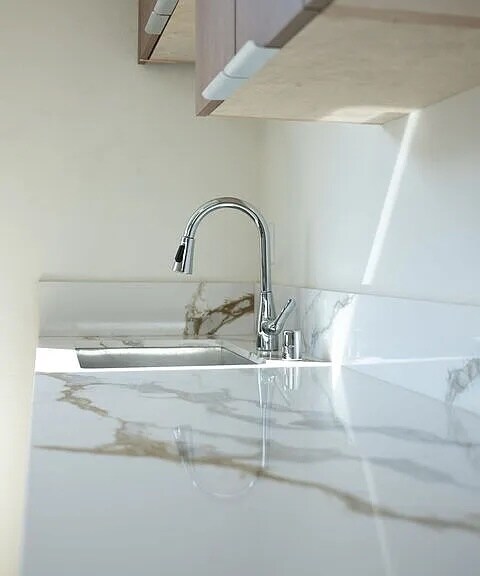 Building Photo - 1673 E 111th St