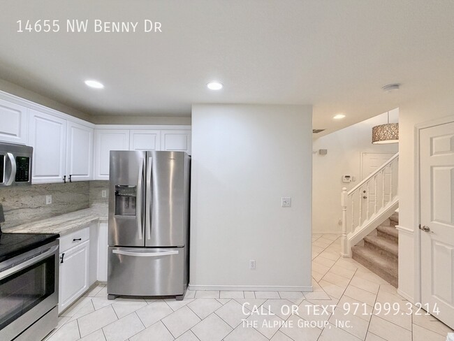 Building Photo - 14655 NW Benny Dr