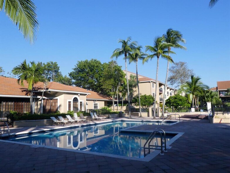 Building Photo - 9022 W Atlantic Blvd