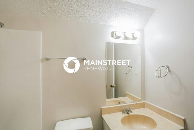 Building Photo - 4 Bedroom Pet-Friendly Home in Bartlett, TN with Main Street Renewal