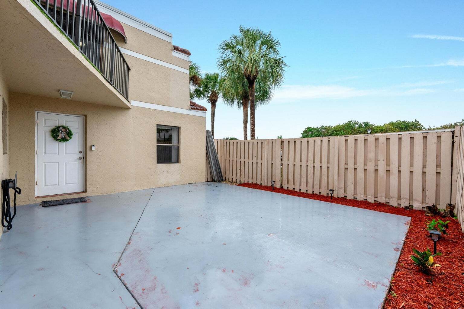 Building Photo - 3715 Village Dr