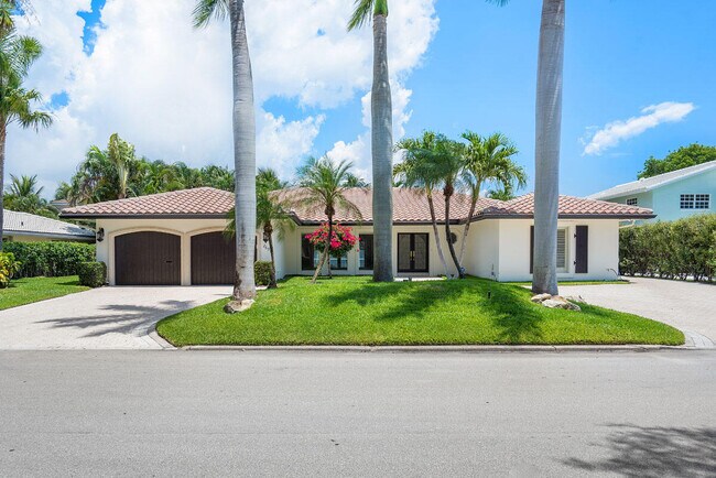 Primary Photo - 263 S Maya Palm Dr