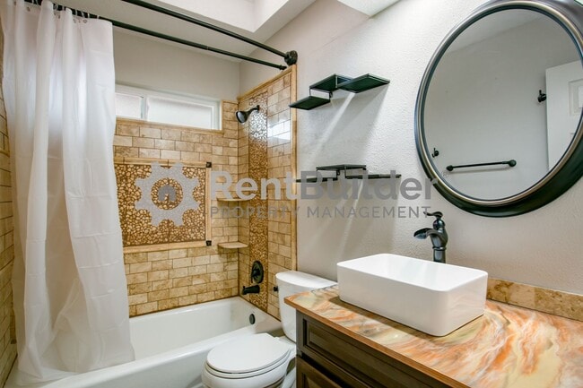 Building Photo - CALL US TODAY AT (505) 808-6467 TO SCHEDULE A VIEWING AND MAKE THIS YOUR NEW HOME!!